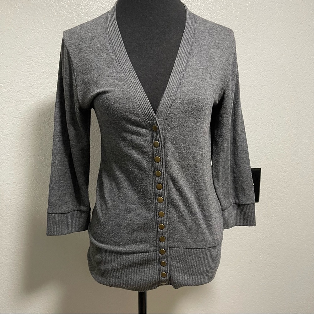 Zenana outfitters cardigan sweater heather grey color w brass-tone buttons LARGE